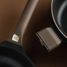 סט סירים 11 חלקים - CHARM ידיות "אפקט העור" צבע חום כהה-תמונה-1